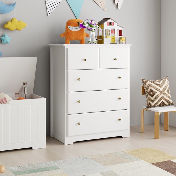 Modern Dresser of 5 Drawers