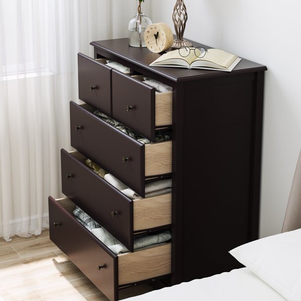 Modern Dresser of 5 Drawers