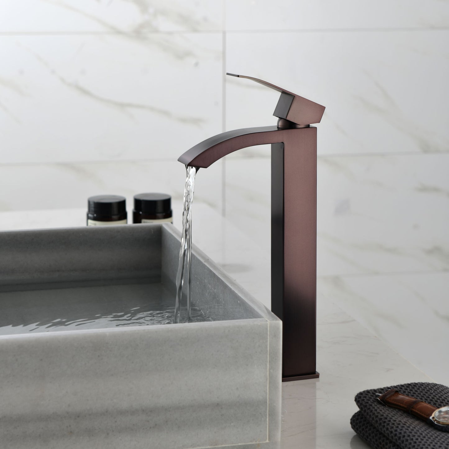 Single Hole Brass Faucet