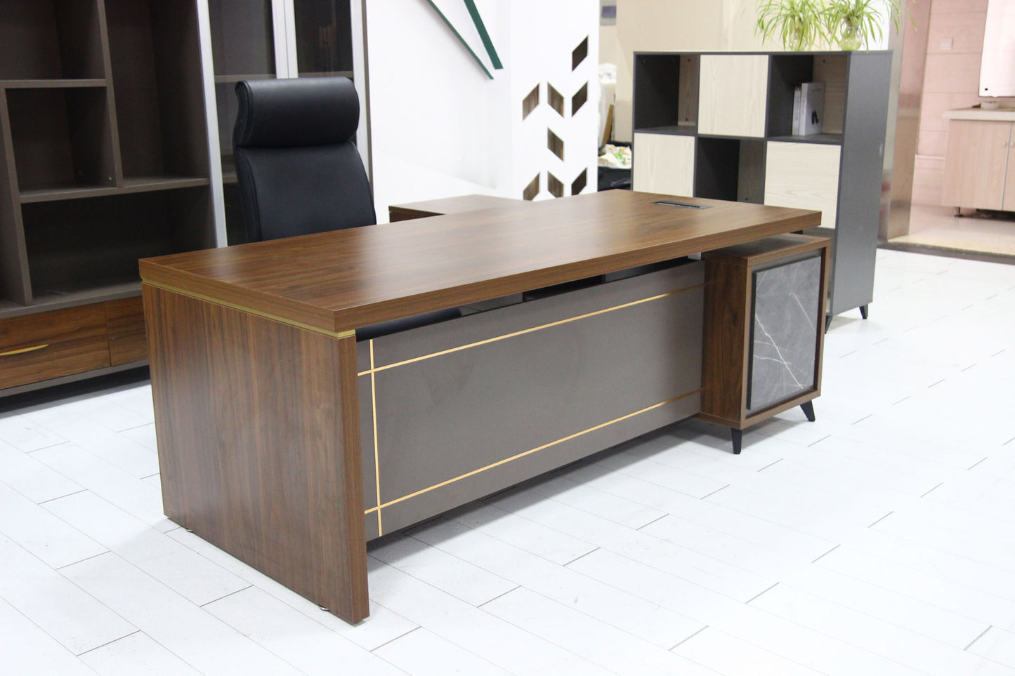 Executive Office Desk with Side Cabinet  (commercial)