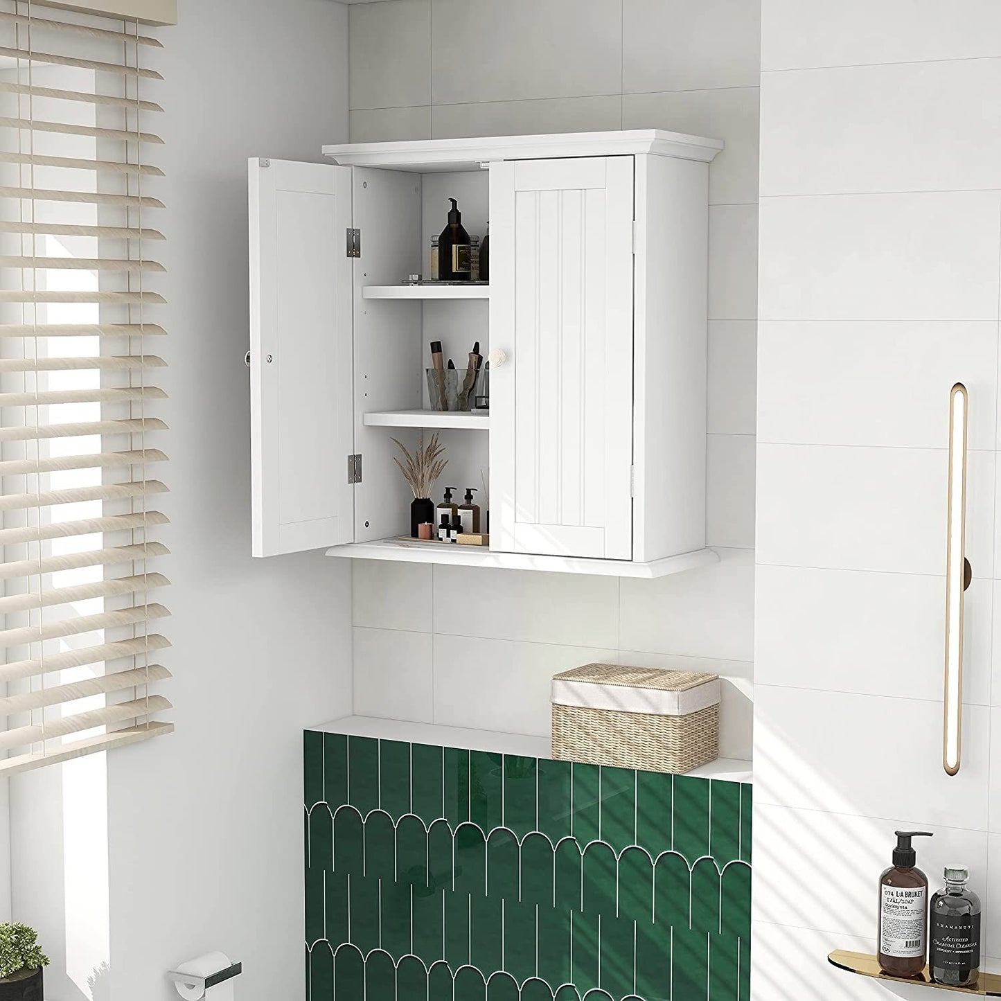 Bathroom wall cabinet